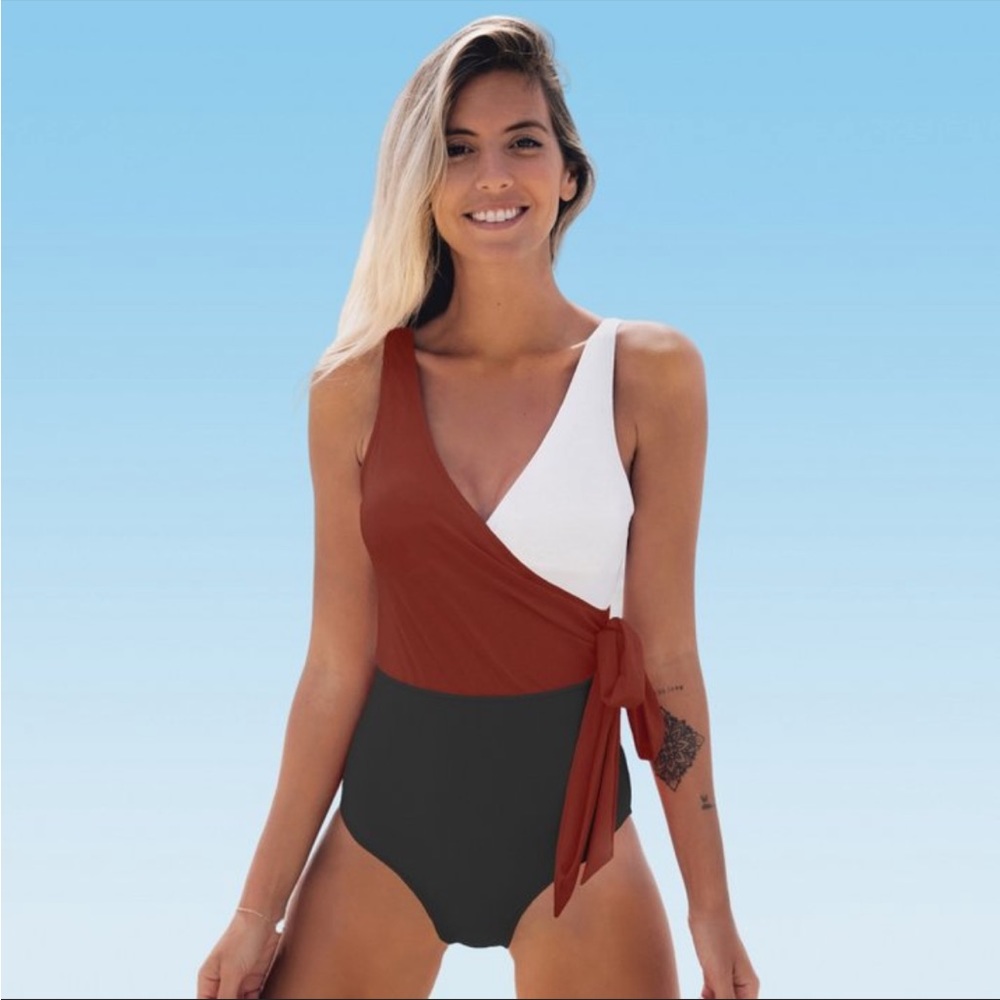 Cupshe color block one piece swim